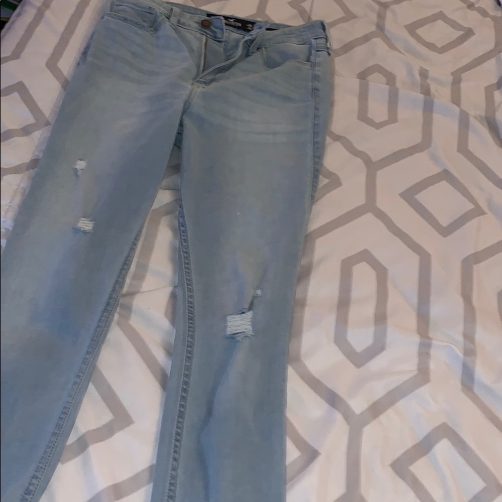 Hollister ultra high rise skinny jeans